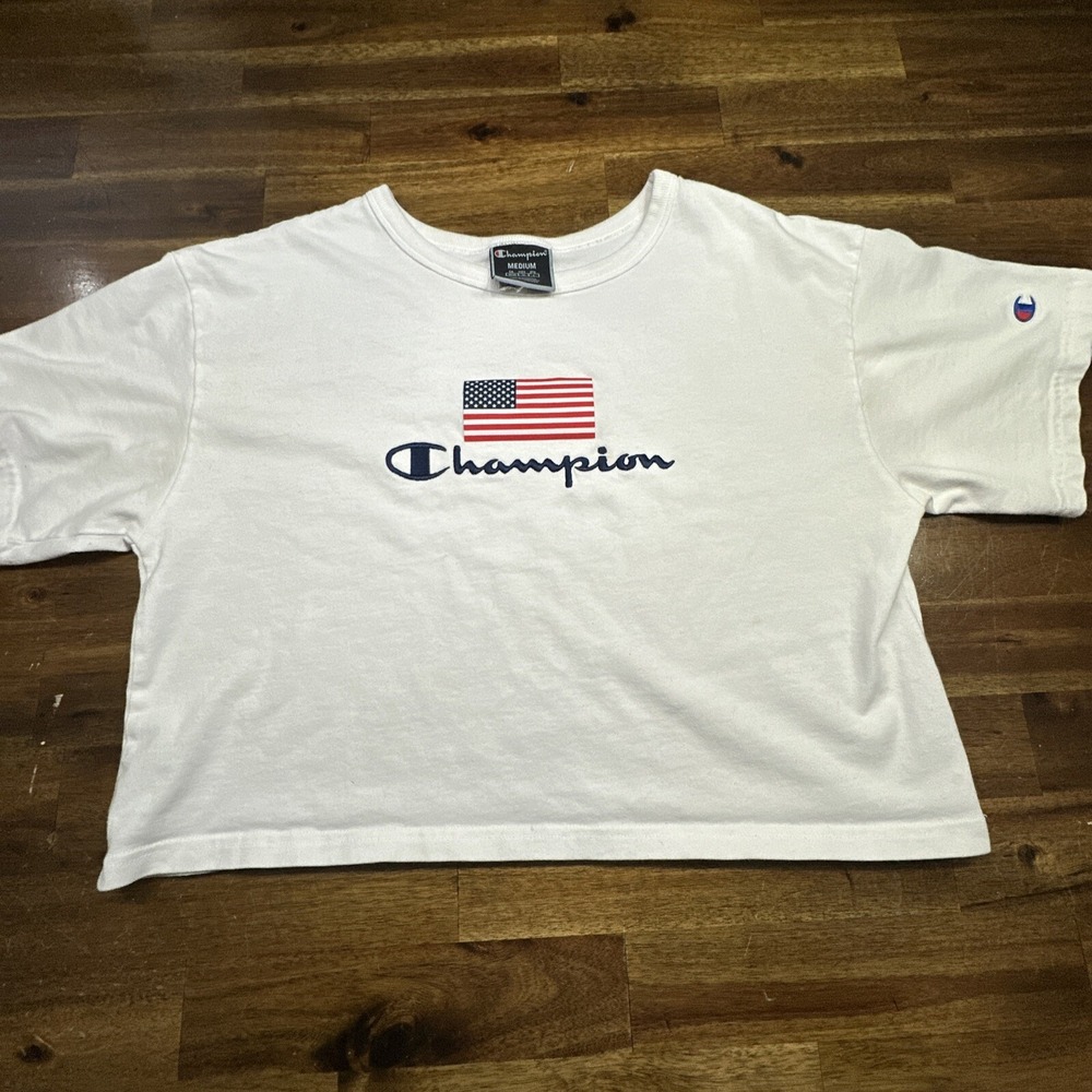Champion Women‎ M Crop Top Short Sleeve Crew Neck White Spell Out Flag USA